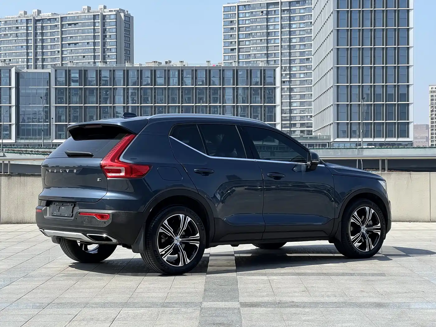 Фото 7 - Volvo XC40