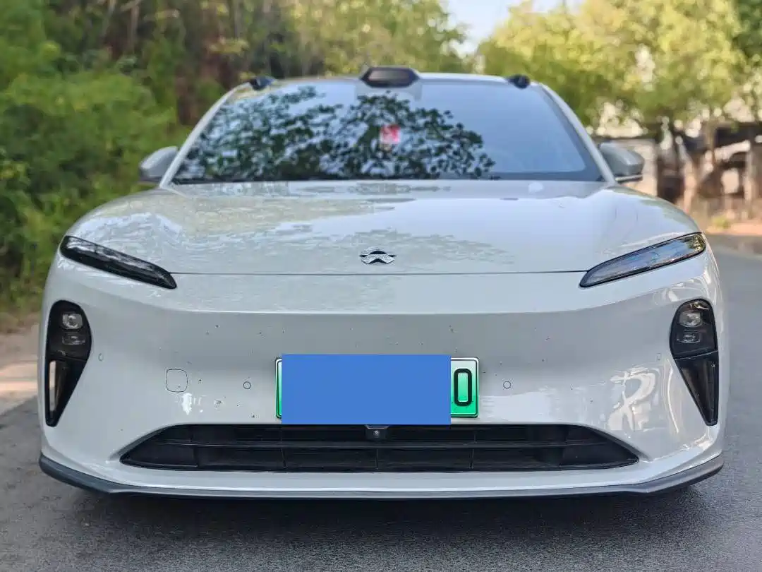 Фото 2 - NIO ET5