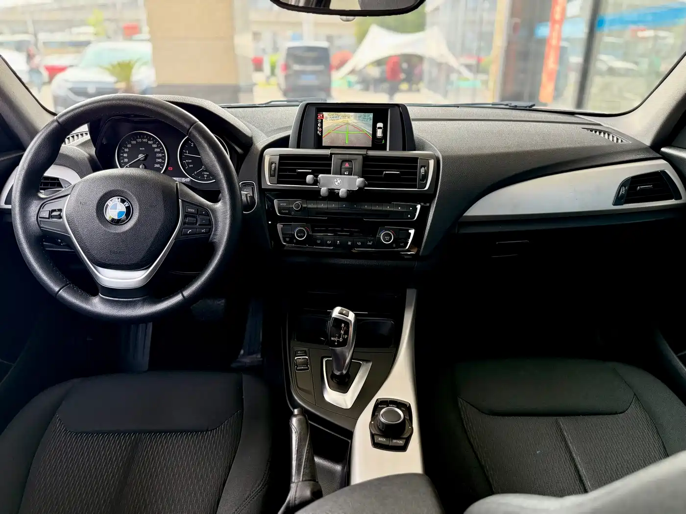 BMW 1 Series (Import) 2015 120i Leading фото 8