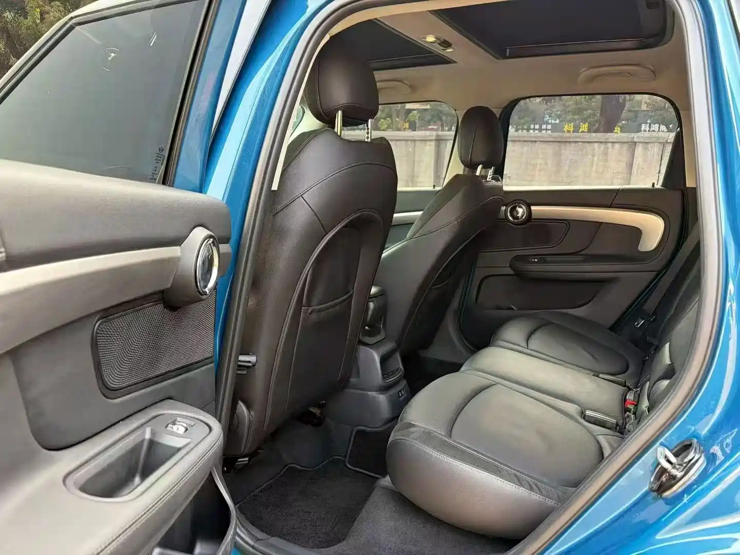 Photo 5 - MINI COUNTRYMAN