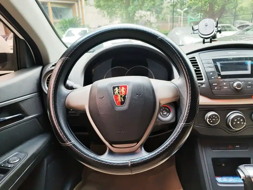 Roewe 350 2016 2015 Model 1.5L Automatic Luxury Sunroof Edition