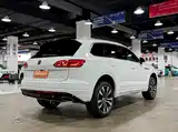 Фото 9 - Volkswagen Touareg