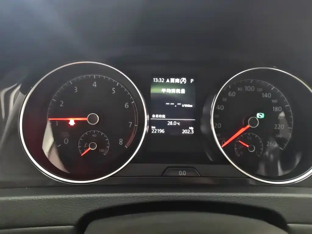 Volkswagen Golf 2019 200TSI DSG Comfort Progressive China VI фото 12