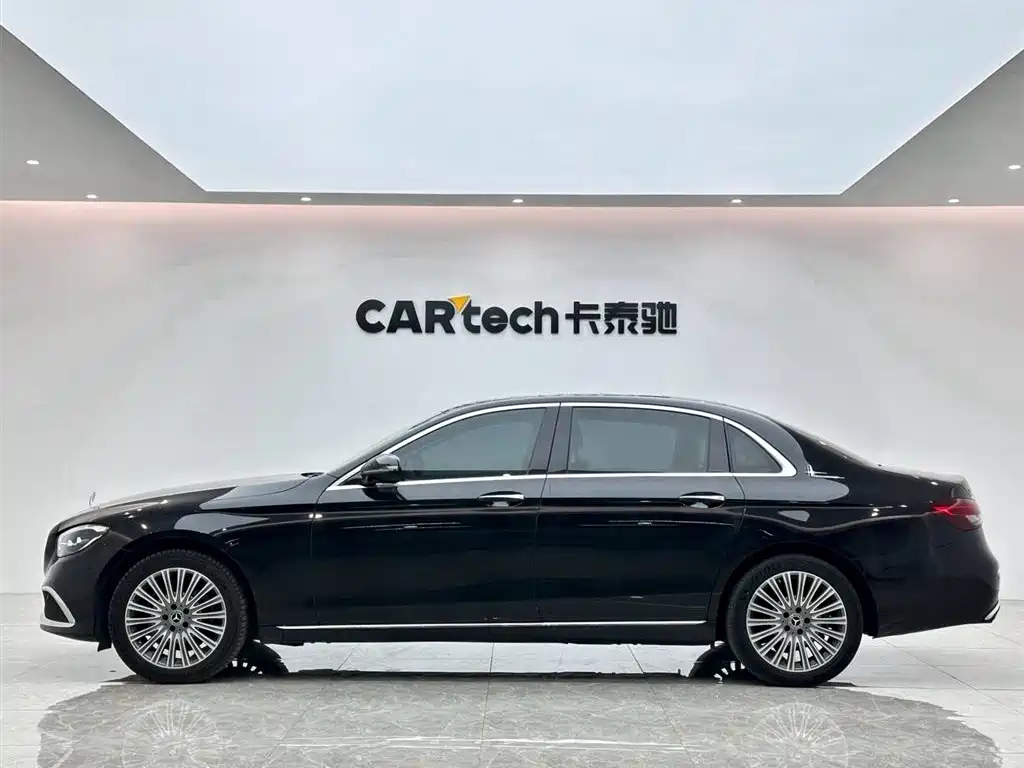 Mercedes-Benz E-Class 2023 Facelift E 300 L Luxury фото 2
