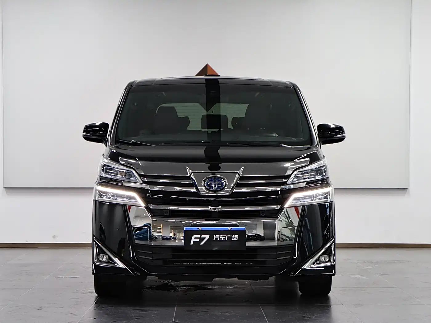Toyota Vellfire 2020 2020 Twin Engine 2.5L HV Premium Edition