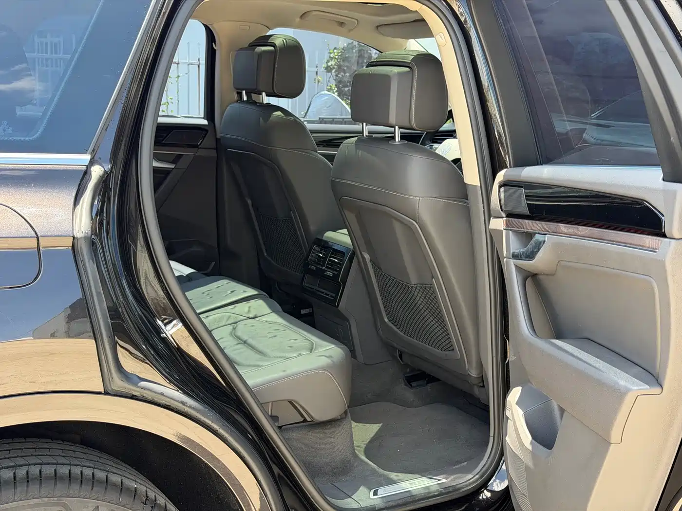 Volkswagen Touareg 2023 2022 2.0TSI Rui Shang Edition