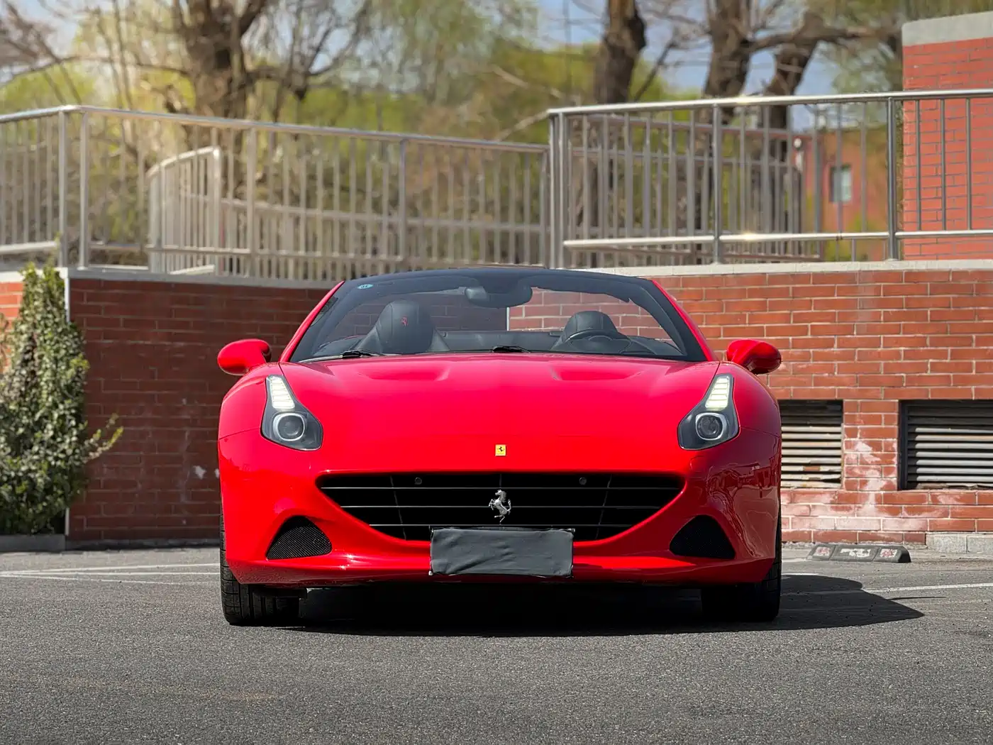 Ferrari California T 2015 3.9T Standard фото 2