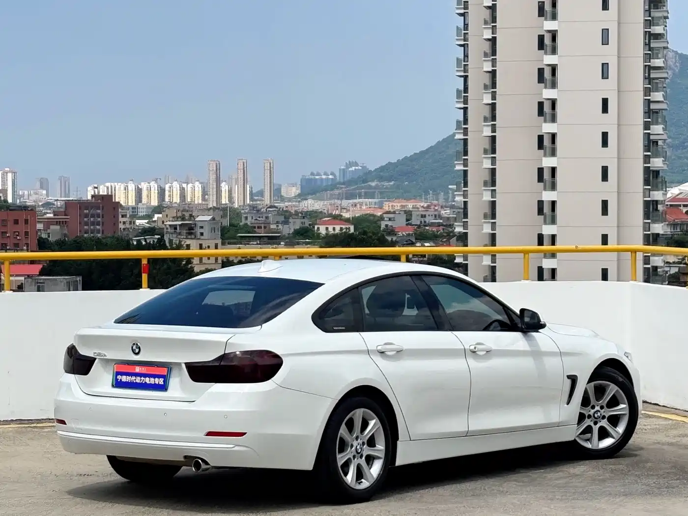 BMW 4 Series 2014 420i Gran Coupe Fashion Edition фото 10