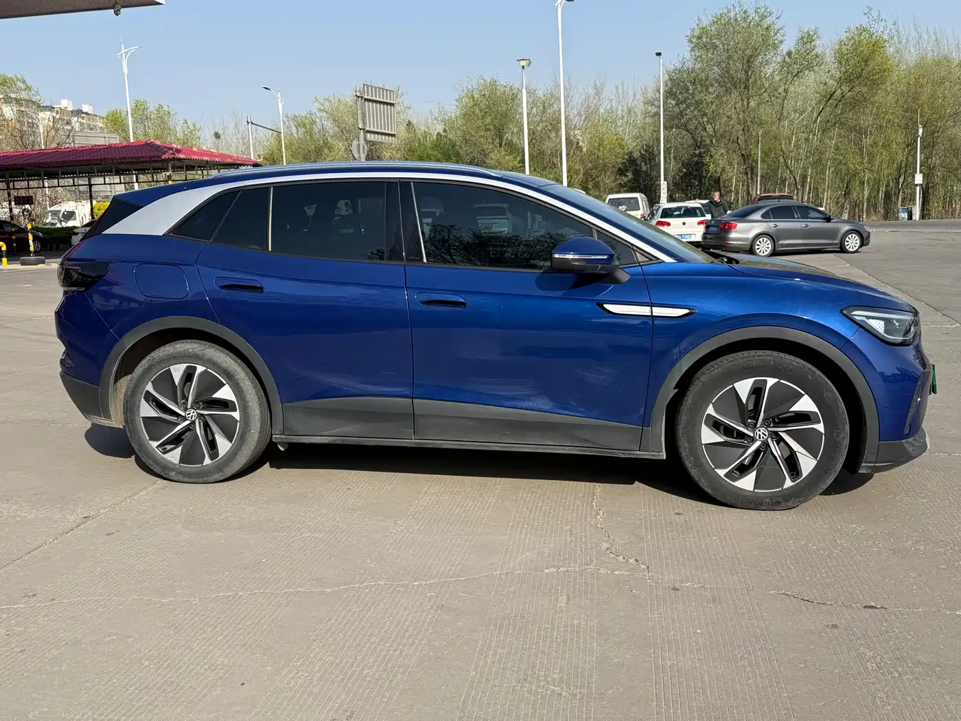 VOLKSWAGEN ID.4 CROZZ