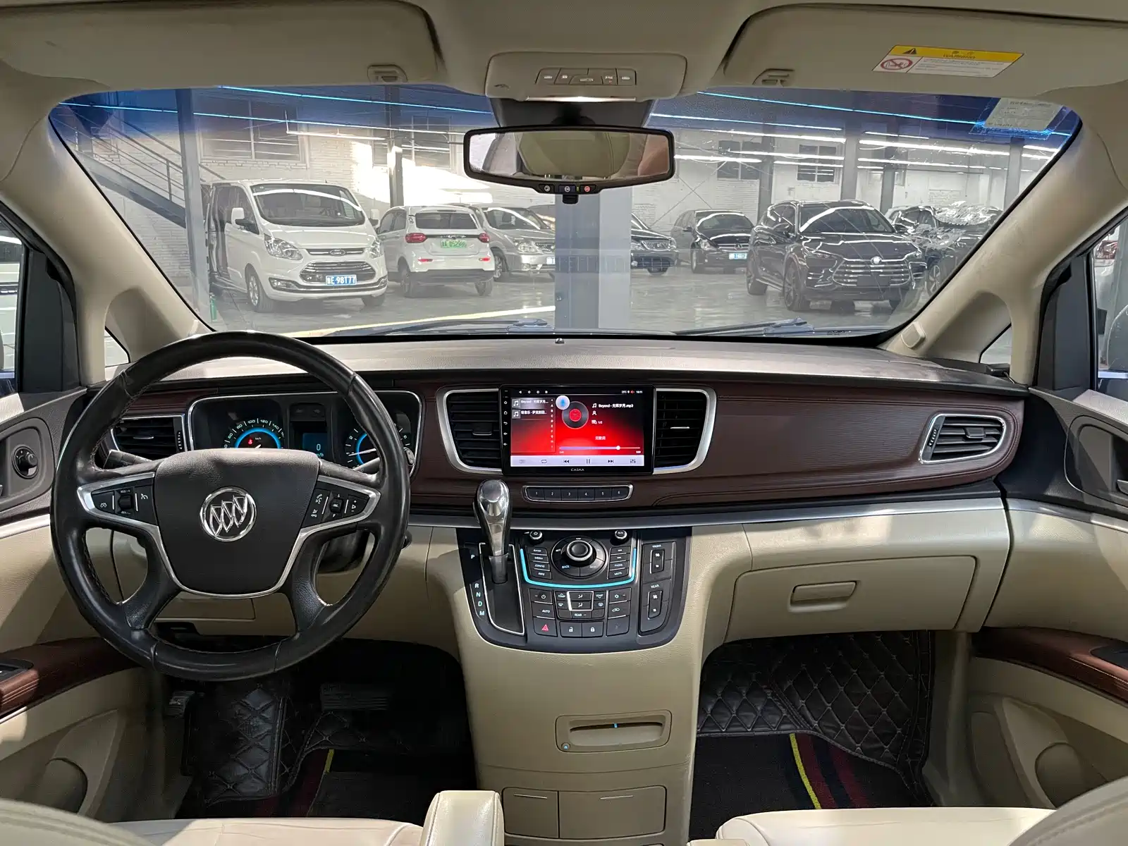 Фото 5 - Buick GL8