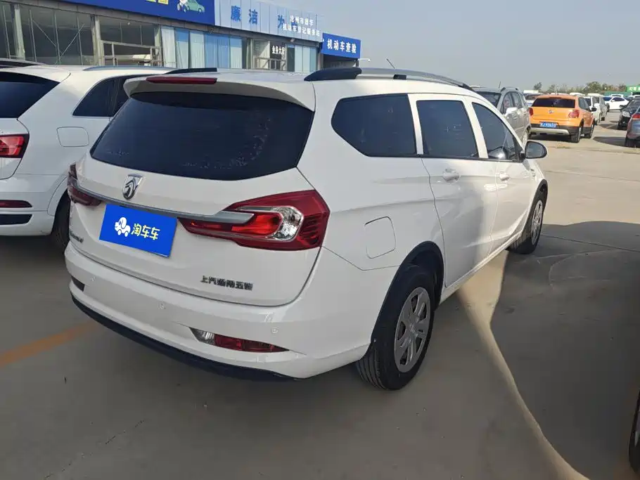 Фото 3 - Baojun 310W