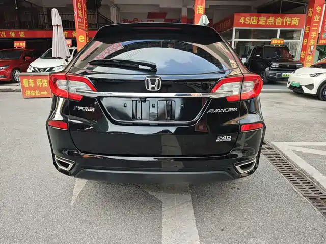 Honda Avancier 2017 240TURBO 2WD Luxury Edition — фото 5