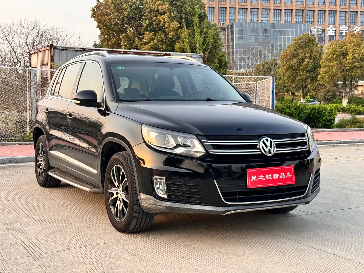 Volkswagen Tiguan 2015 1.8TSI Automatic 4WD Highline фото 3