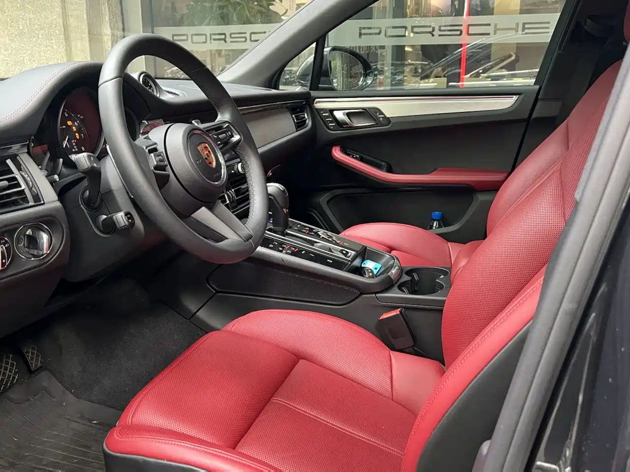 Porsche Macan 2022 Macan 2.0T фото 6