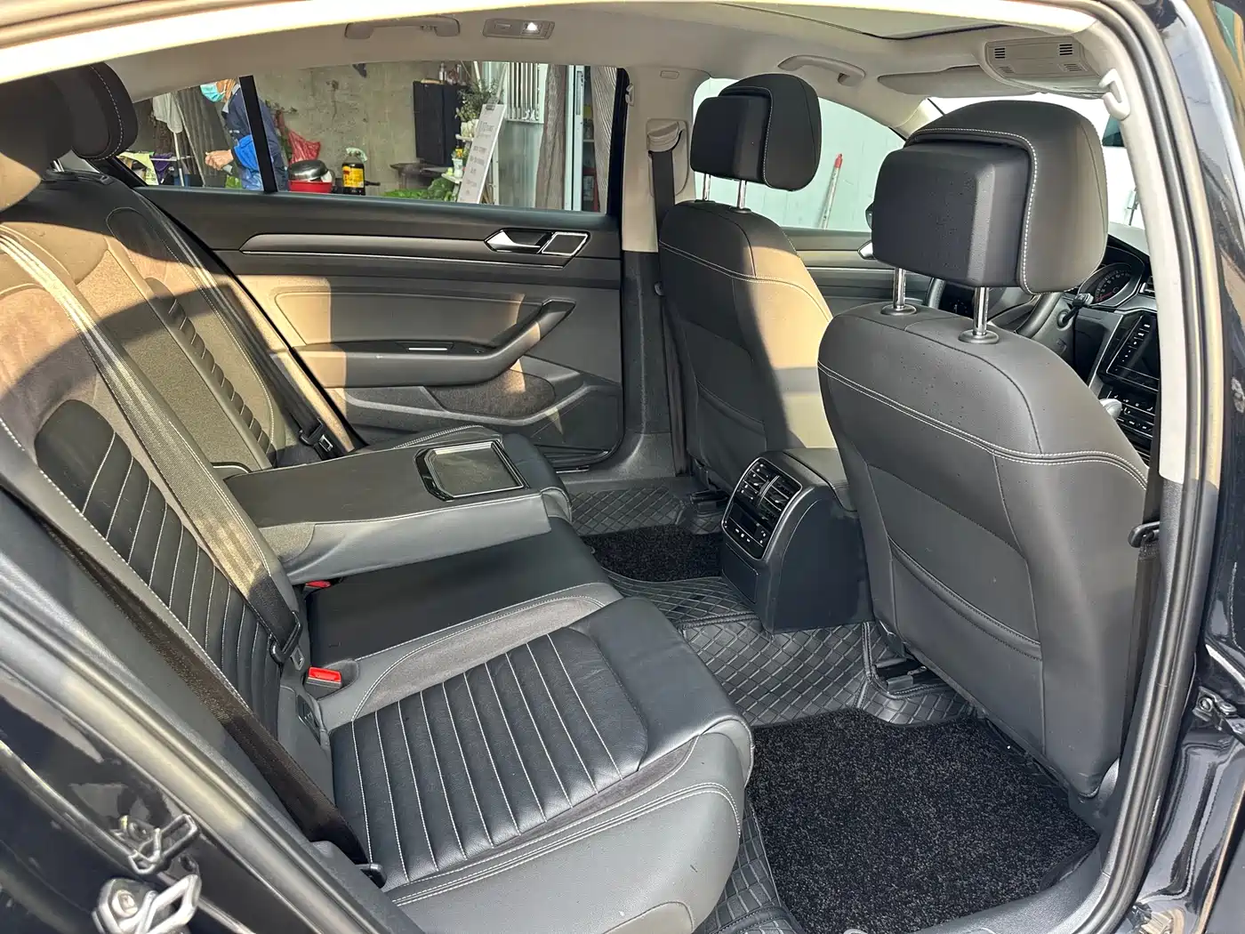 Volkswagen Magotan 2020 330TSI DSG Leading фото 12