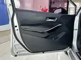 Фото 23 - Toyota Corolla