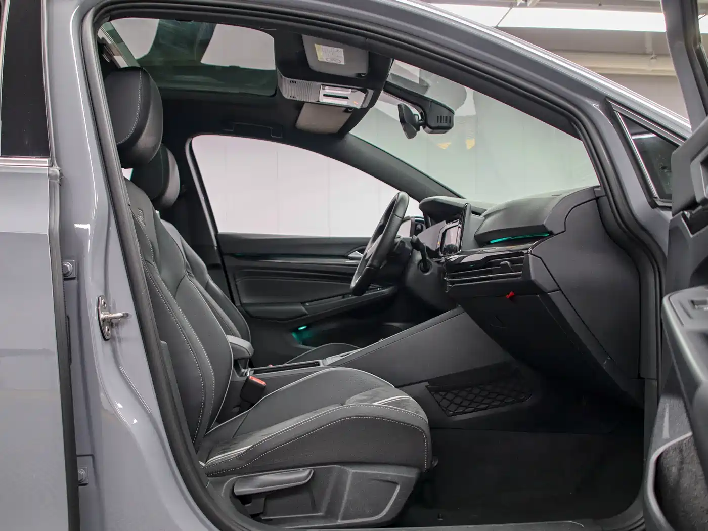 Volkswagen Golf 2021 280TSI DSG R-Line фото 13