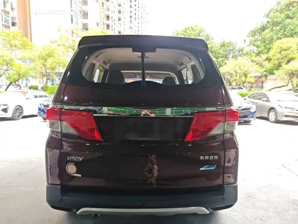 Venucia M50V 2018 2017 1.6L XL CVT Luxury