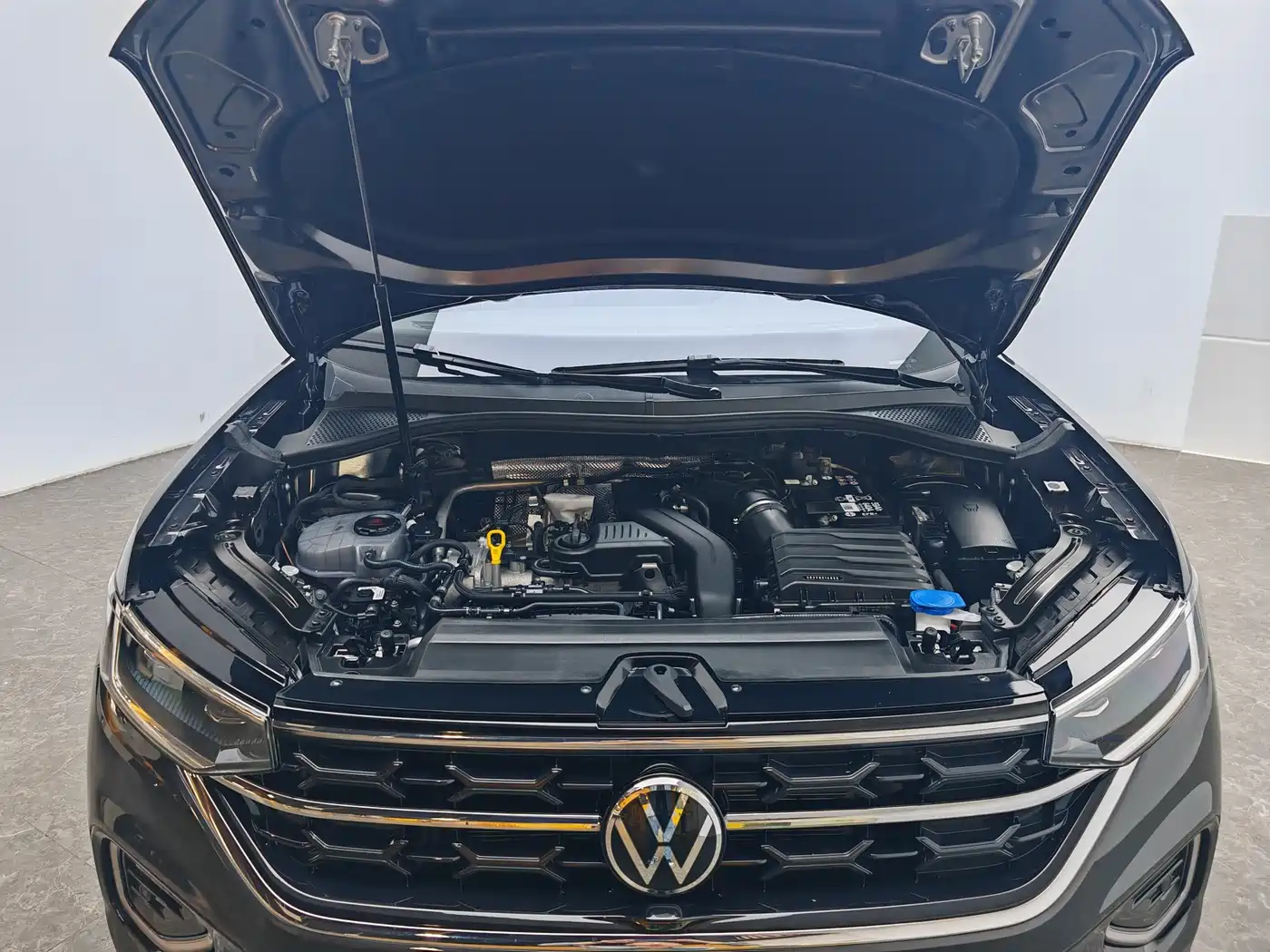 Volkswagen Tayron 2026 Model Shared Edition 300TSI фото 13