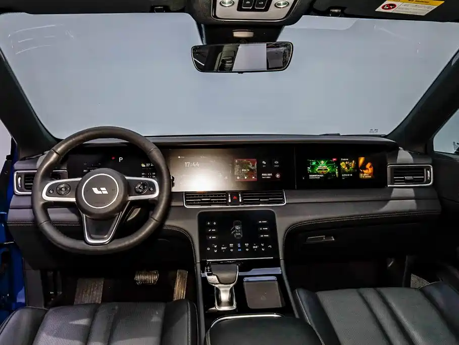 Фото 24 - Li Auto Li ONE