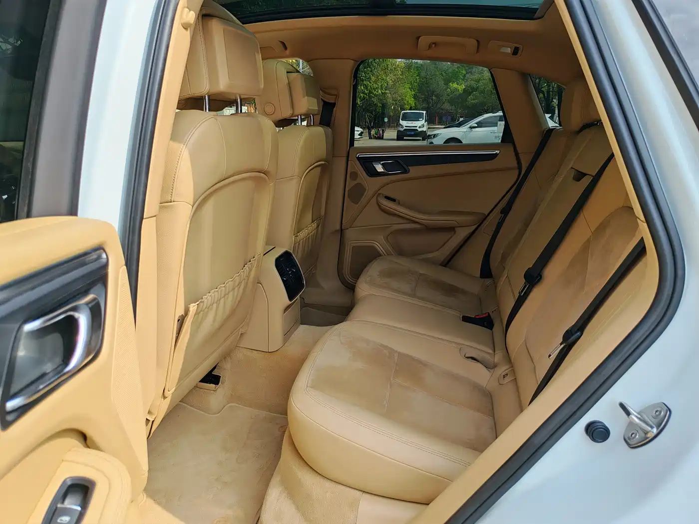 Porsche Macan 2016 Macan 2.0T фото 10