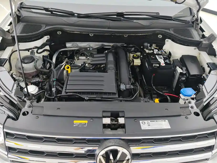Фото 10 - Volkswagen Tharu