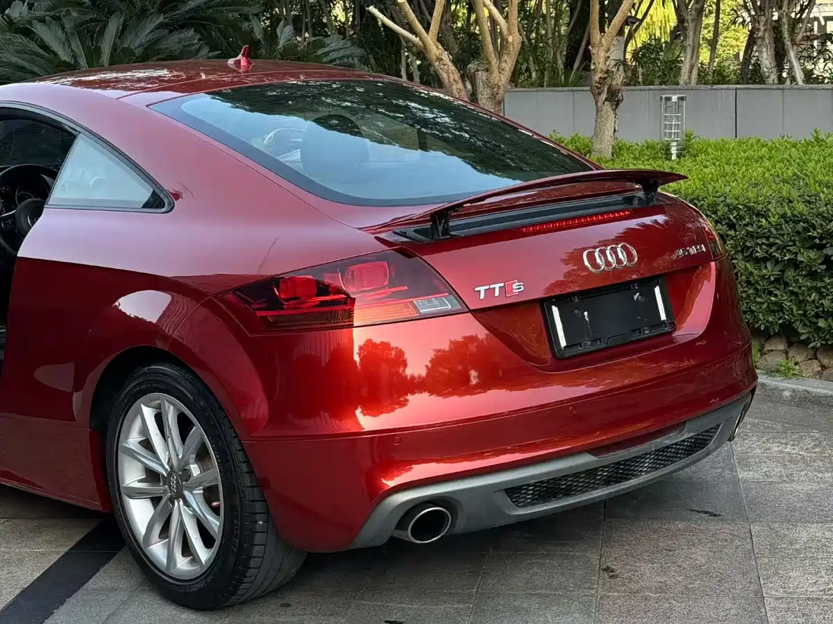 Audi TT 2014 2014 TT Coupe 45 TFSI Premium Edition
