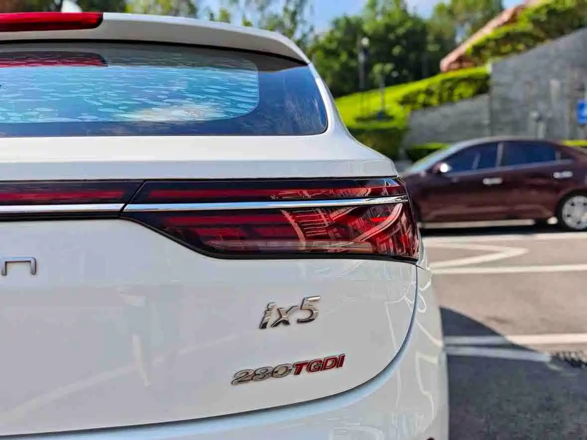 Dongfeng Fengguang Fengguang ix5 2019 2019 280TGDI CVT Smart Edition China V