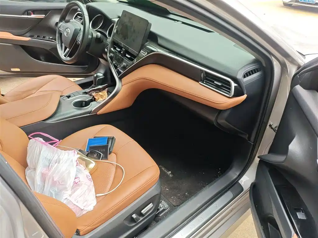 Toyota Camry 2021 2.0G Luxury Edition фото 20