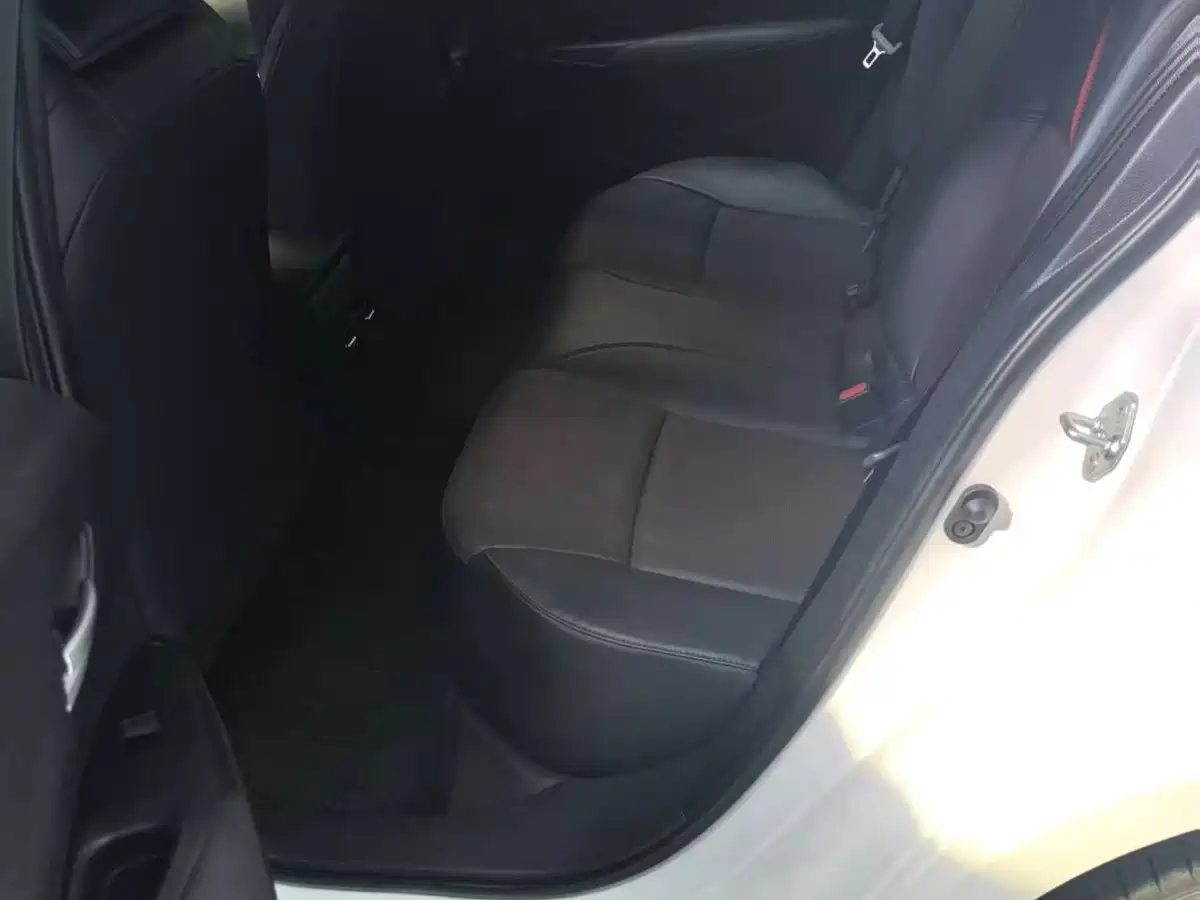 Toyota Levin 2023 185T CVT Sport фото 19