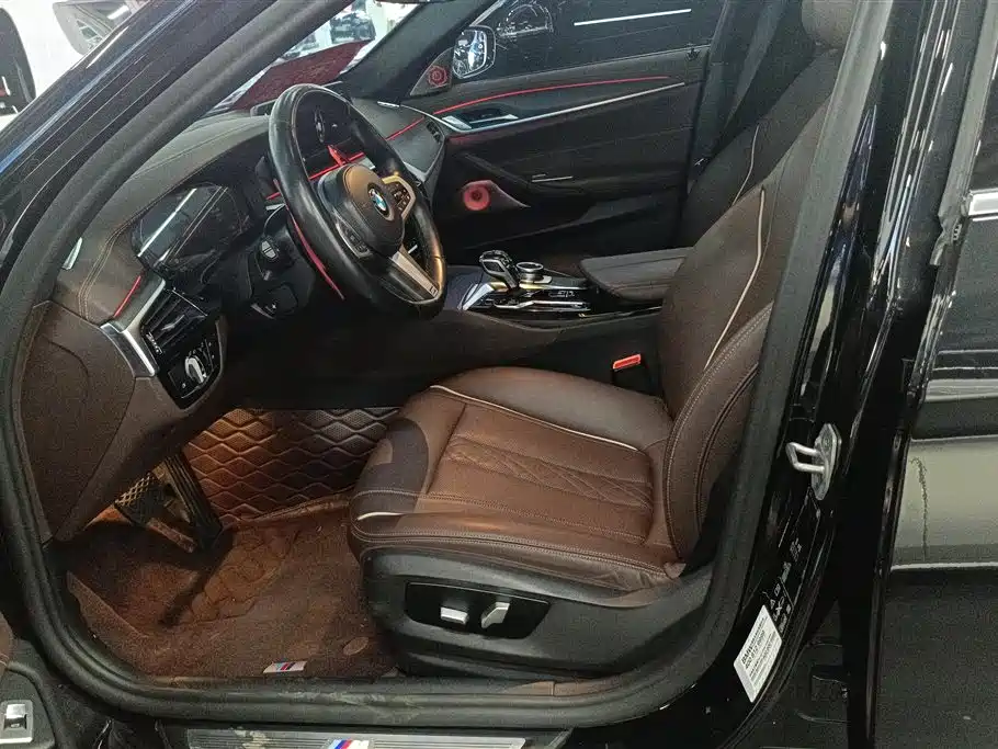 BMW 5-SERIES