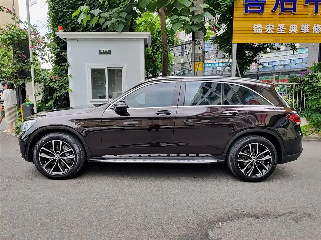 Mercedes-Benz GLC 2021 GLC 300 L 4MATIC Sporty фото 3