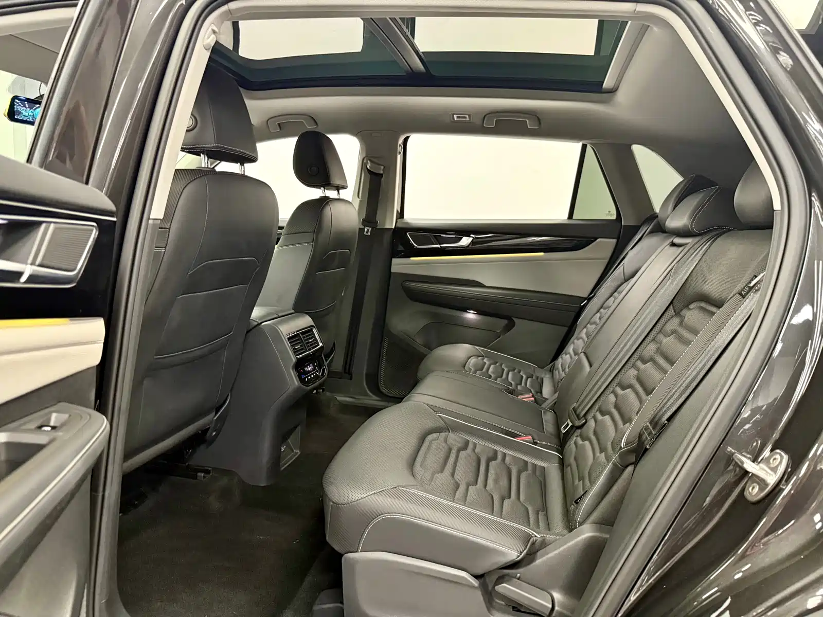 Фото 8 - Volkswagen Teramont