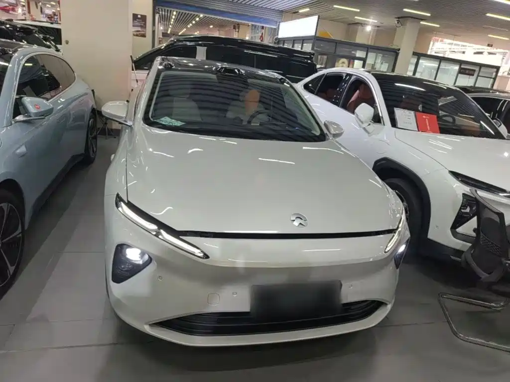 NIO ET7 2025 2024 75kWh Executive Signature Edition