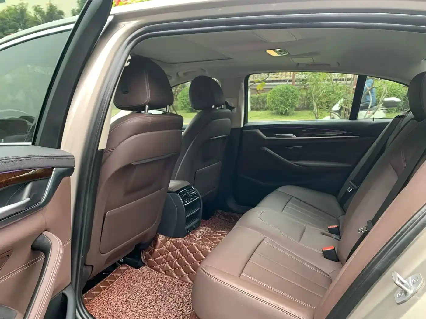 BMW 5 Series 2019 525Li Luxury Package фото 4