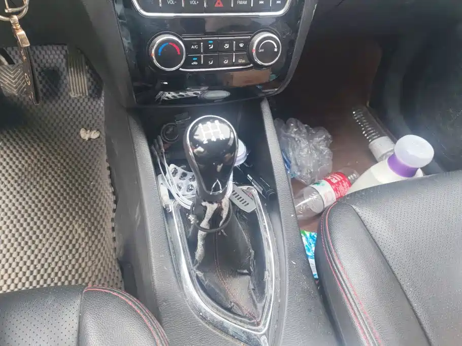 Changan Kaicheng Changan Oushang A600 2016 2016 1.5L Manual Luxury 7-Seater