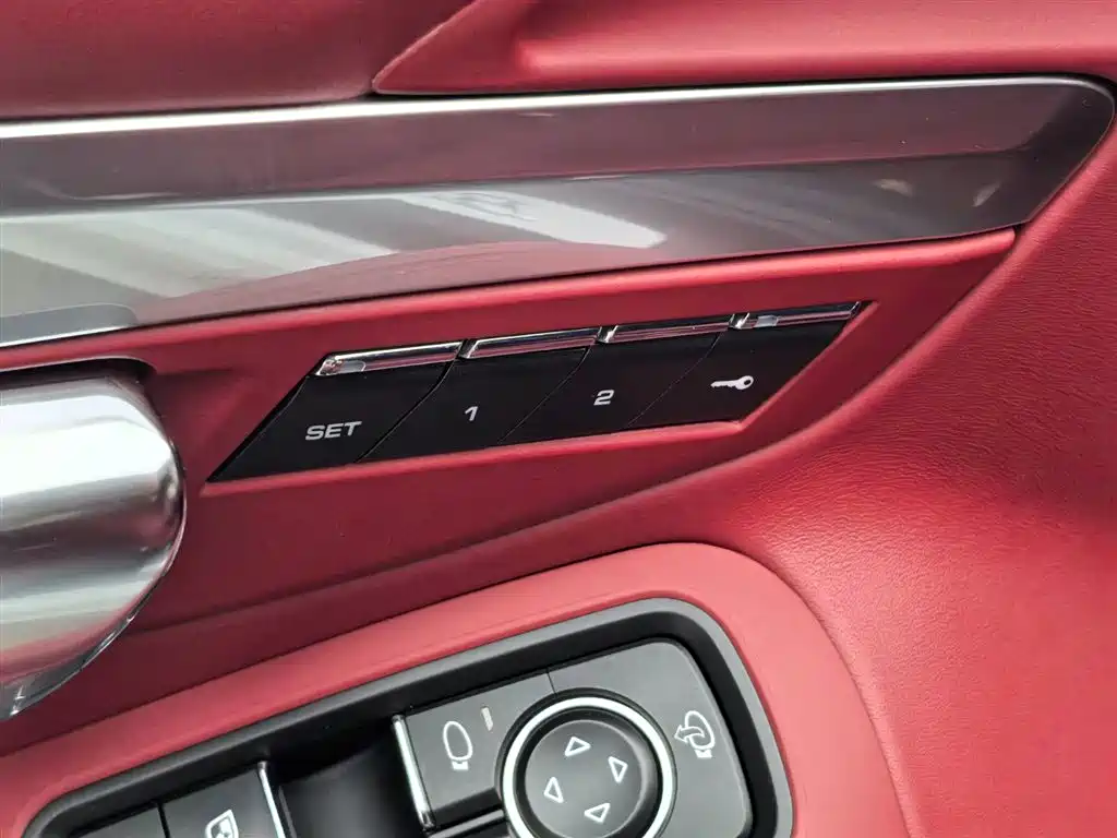 Porsche 718 2022 Boxster 2.0T фото 24