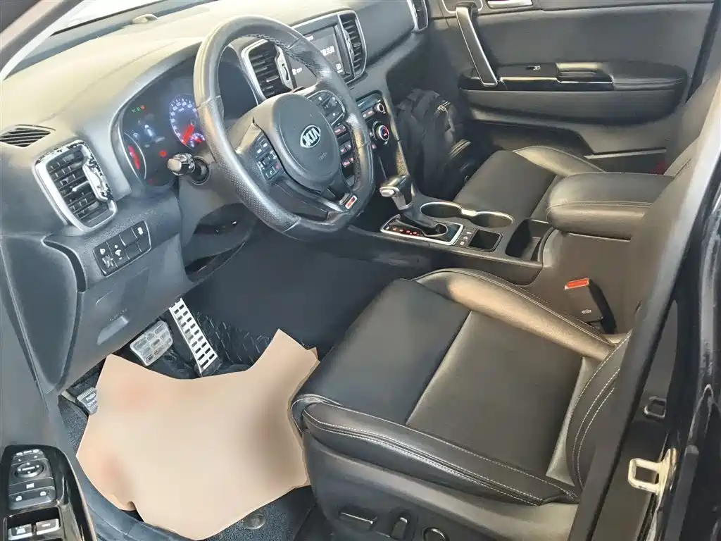 Kia KX5 2016 Model 1.6T Automatic 2WD DLX фото 11