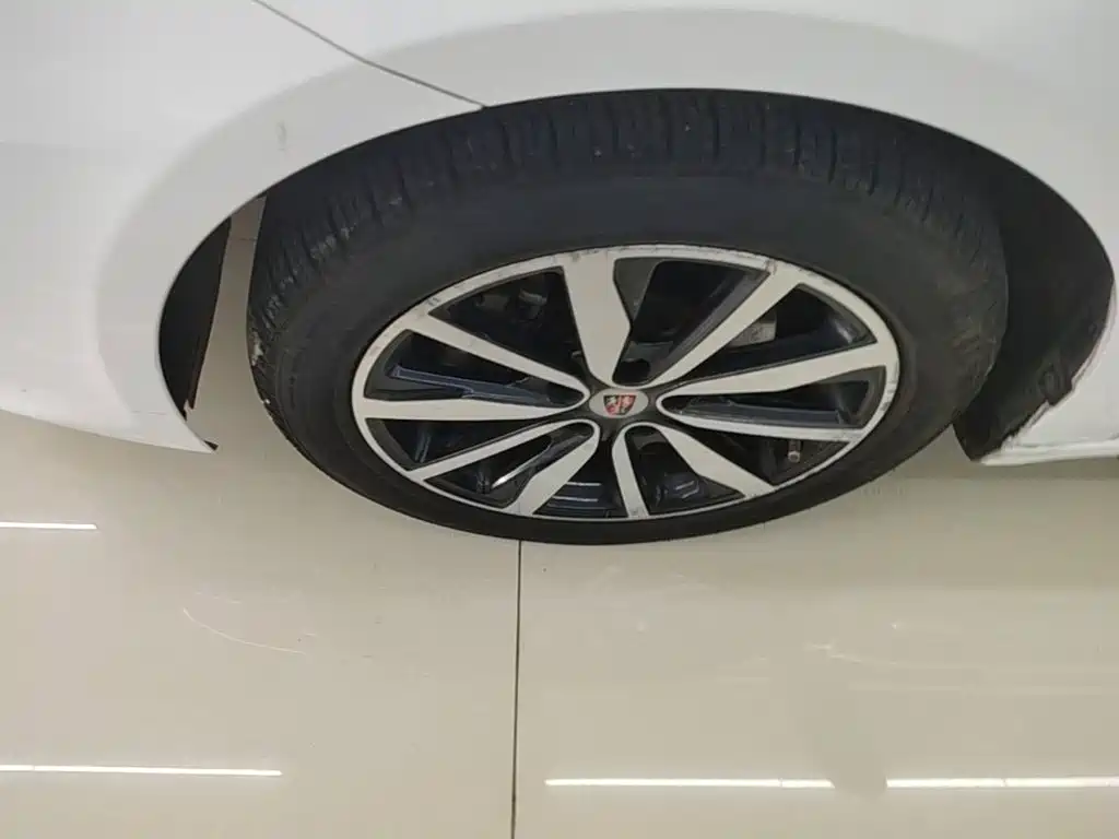 Roewe i6 2018 2018 20T Automatic Flagship Edition