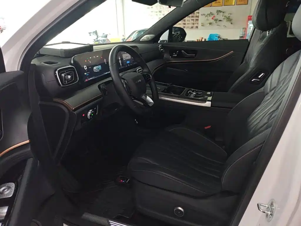 Chery Tiggo 9 2024 2025 2.0T DCT 2WD Luxury Edition 5-Seater