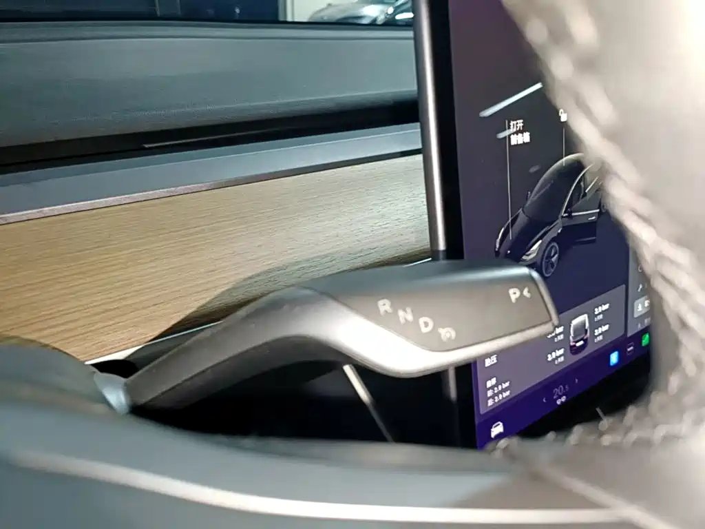 Tesla Model 3 2020 2020 Facelift Standard Range RWD Upgrade