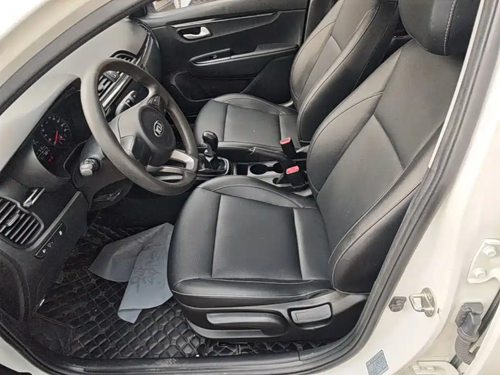 Kia K2 2018 2017 Sedan 1.4L MT 15th Anniversary Special Edition GLS