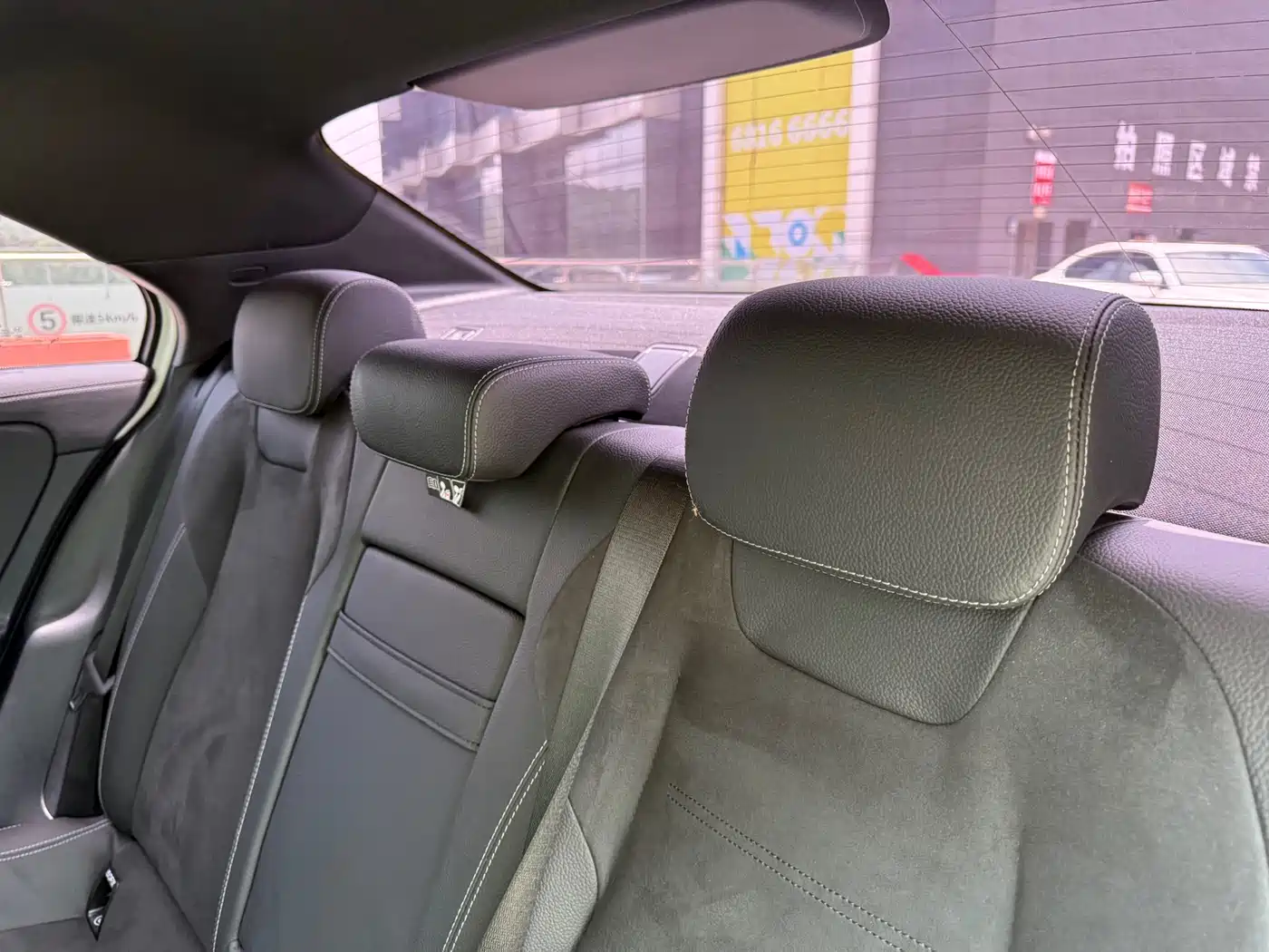 Mercedes-Benz A-Class 2021 A 200 L Sport Sedan Fashion Edition фото 36