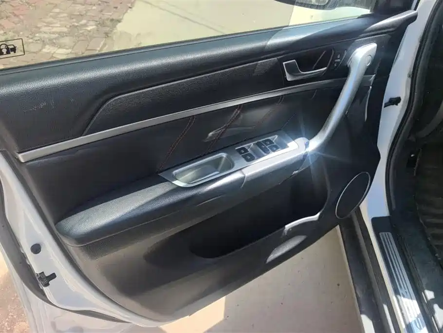 Haval M6 2018 Facelift 1.5T DCT 2WD Elite Edition фото 7