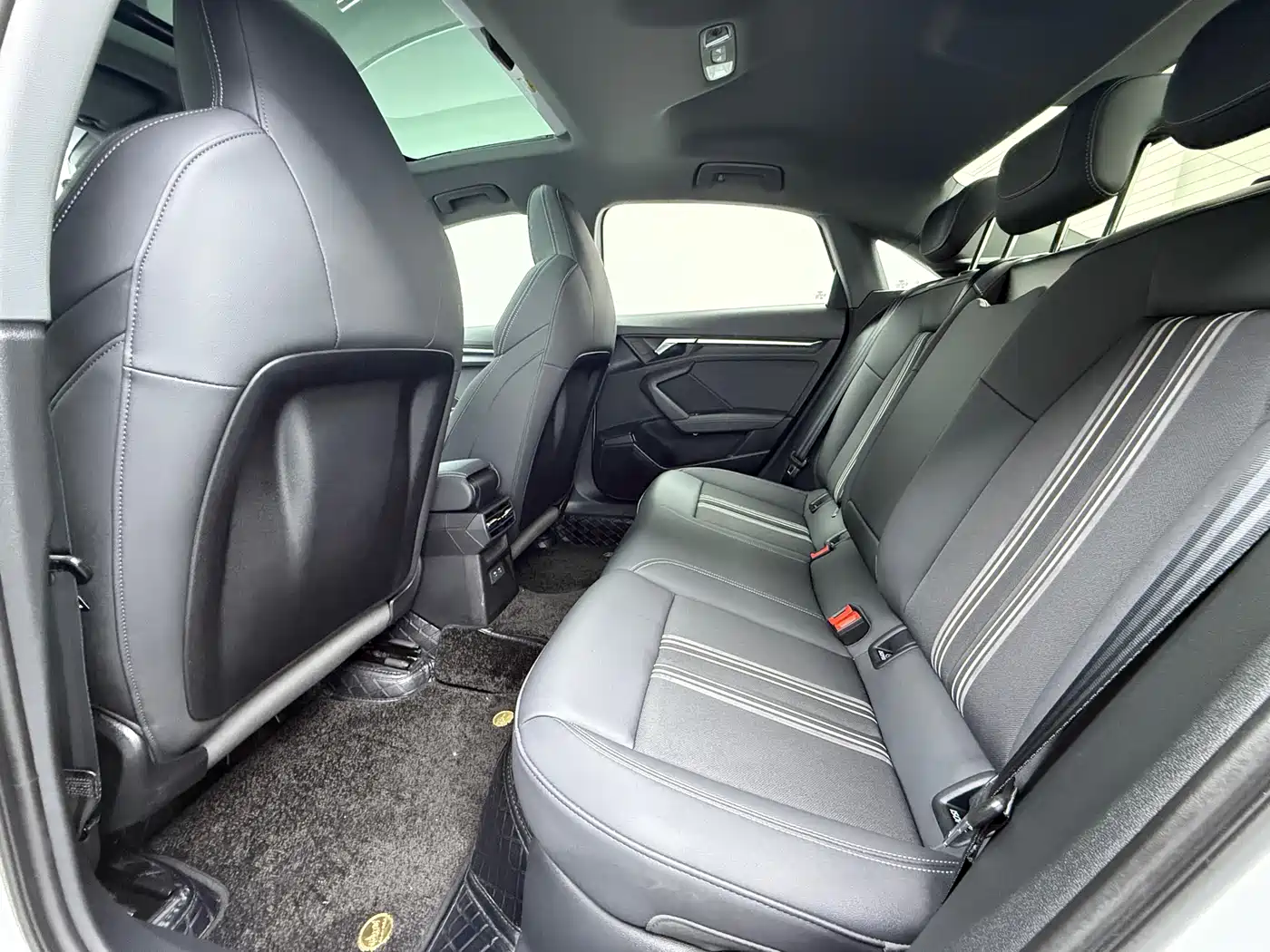 Audi A3 2023 A3L Limousine 35 TFSI Fashion Sport фото 7