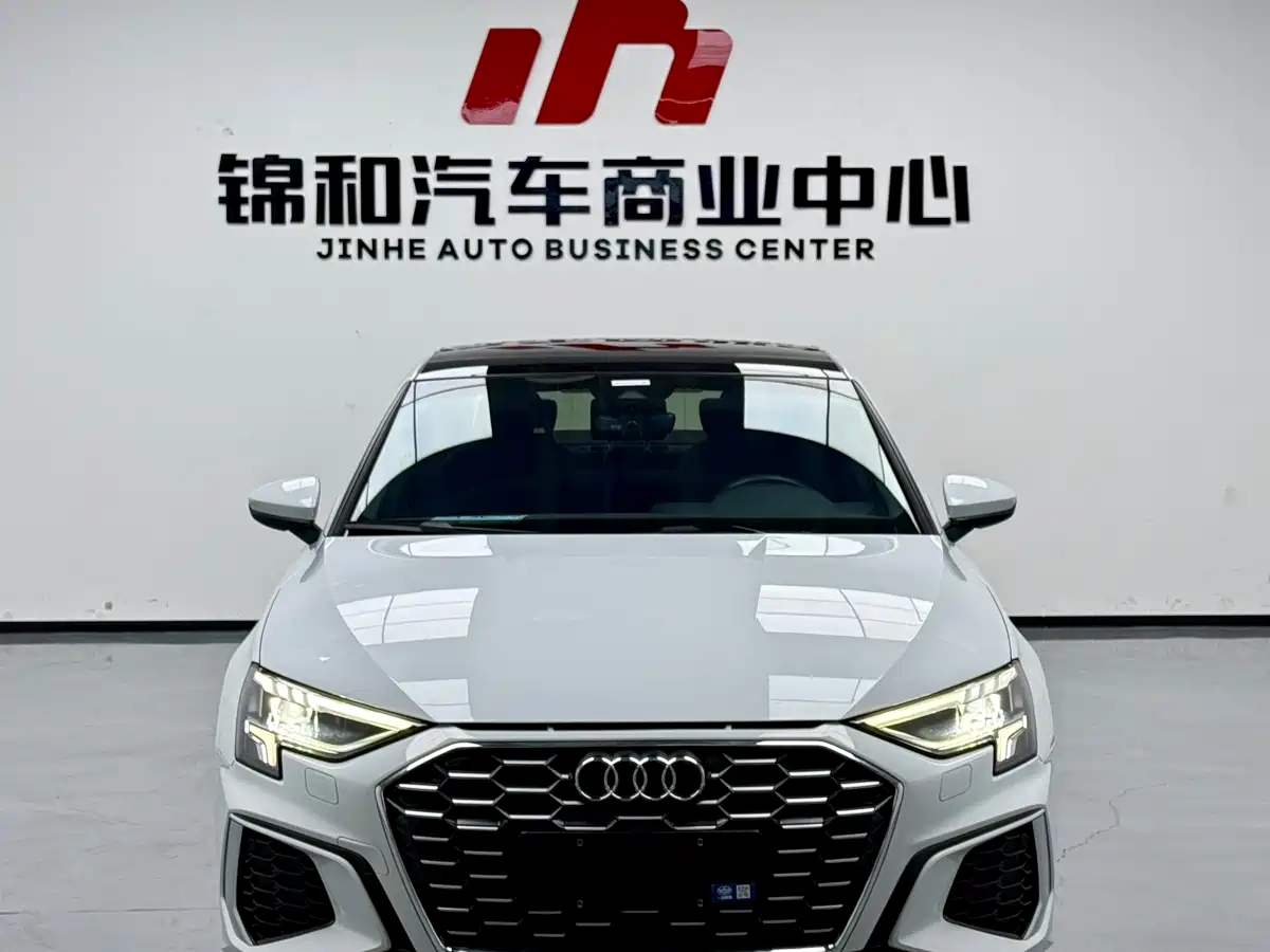 Audi A3 2023 A3L Limousine 35 TFSI Fashion Sport фото 2