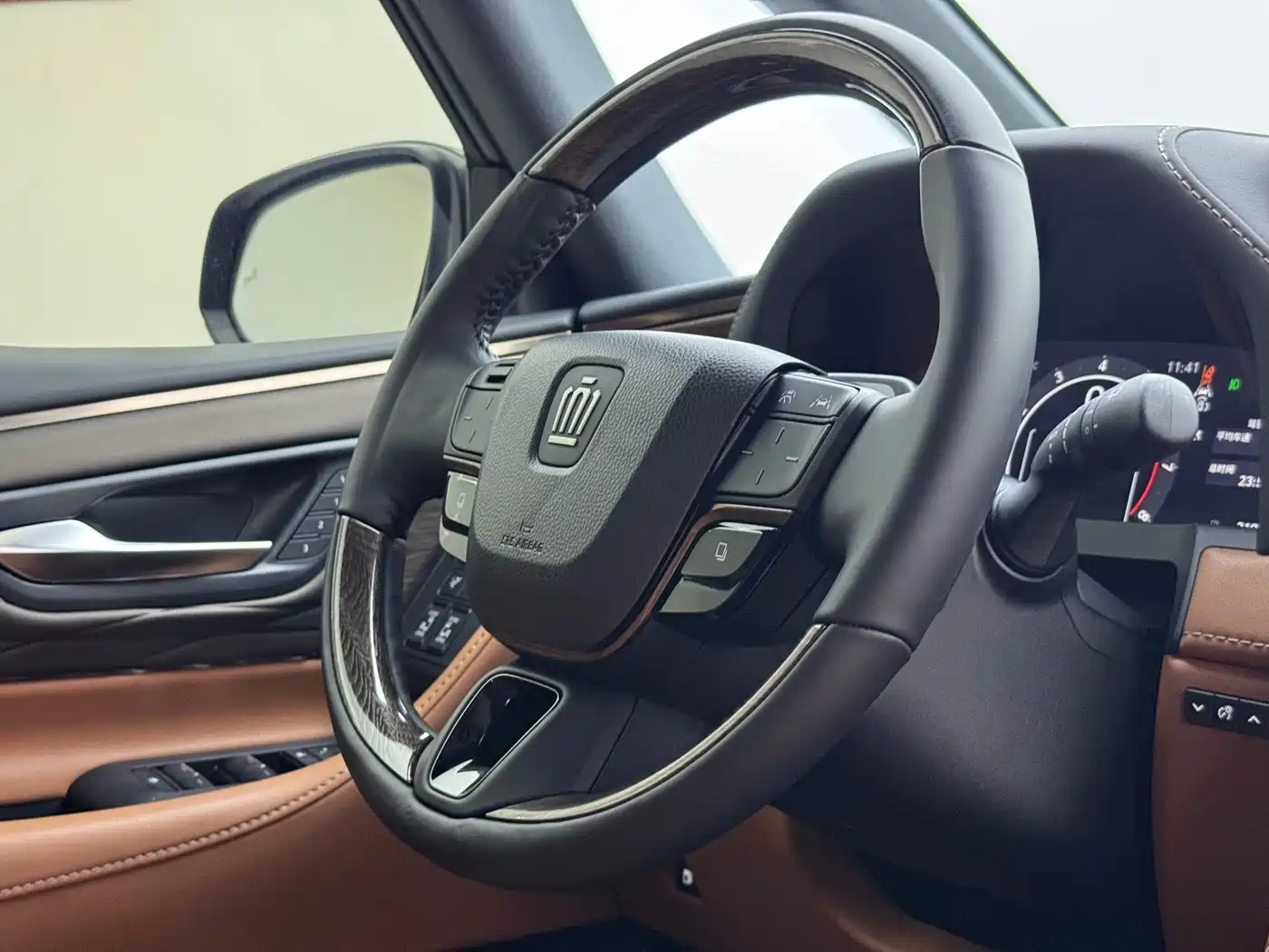 Toyota Vellfire 2025 2024 Crown Hybrid 2.5L Executive Premium Edition