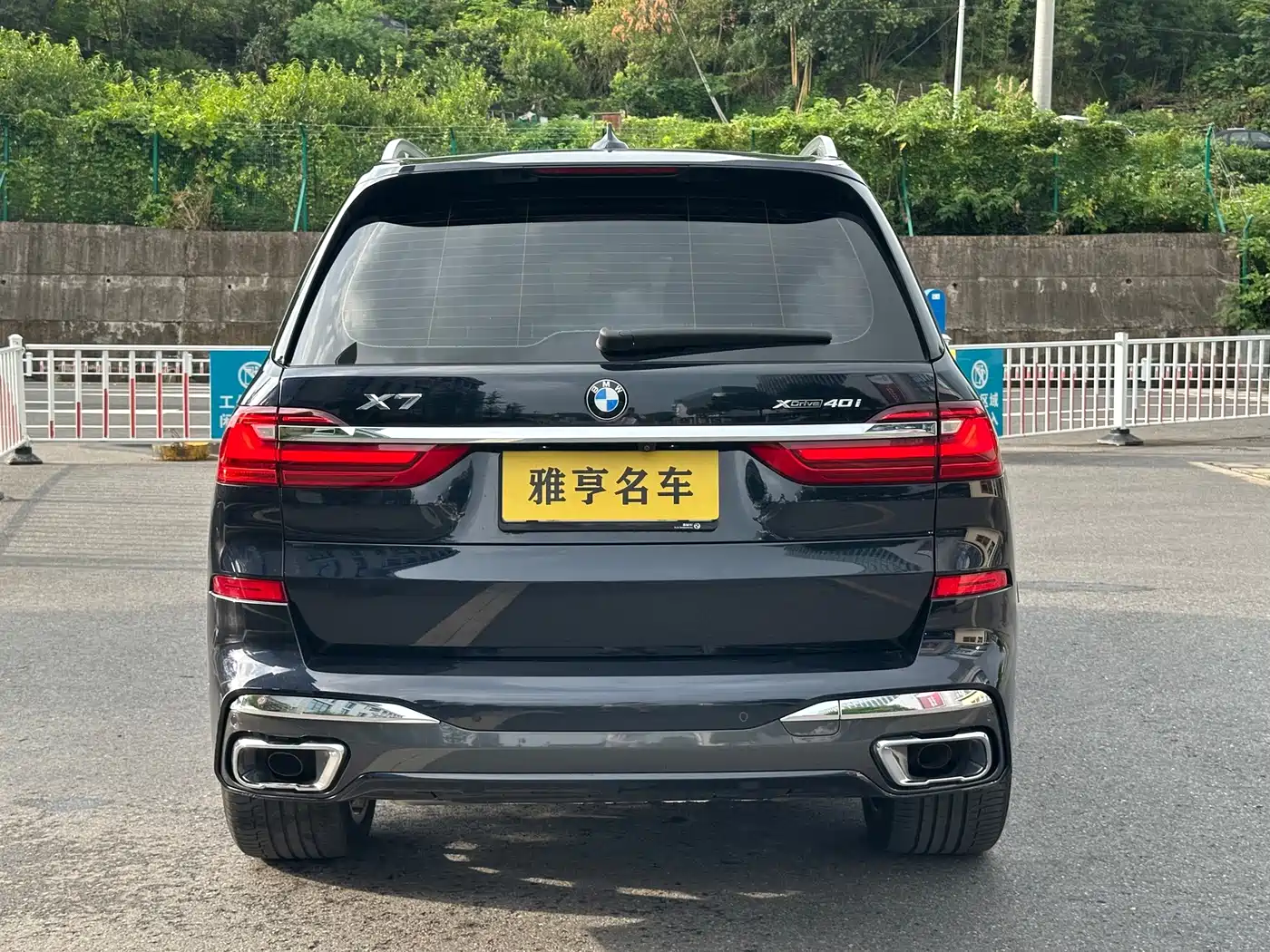 Фото 19 - BMW X7