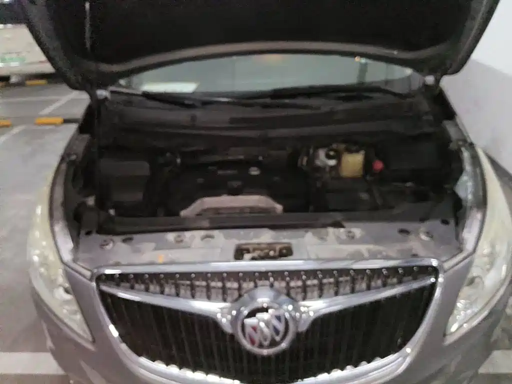 Фото 3 - Buick GL8