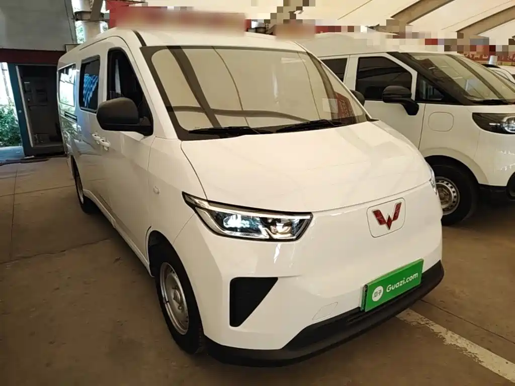 Wuling Motors Wuling Yangguang 2026 2025 400km Bus Comfort Edition